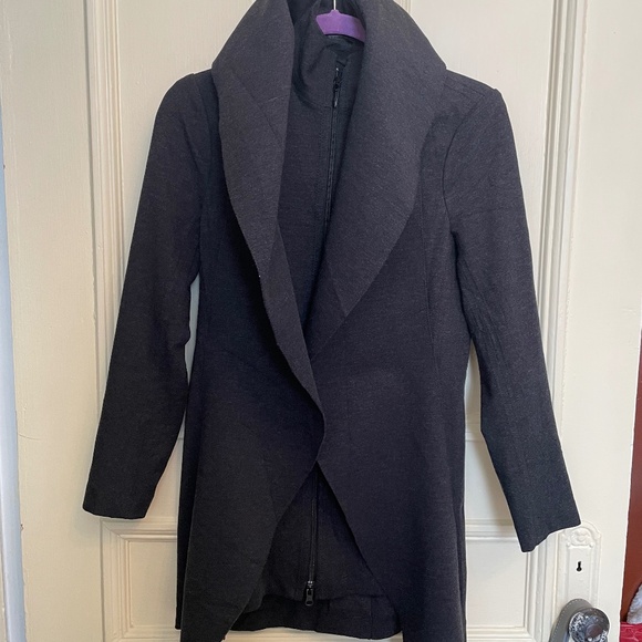 Marie Saint Pierre Jackets & Blazers - Marie Saint Pierre Jacket 8 NWOT